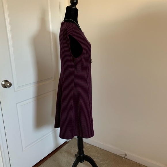 Ladies Gap dress - Picture 3 of 6